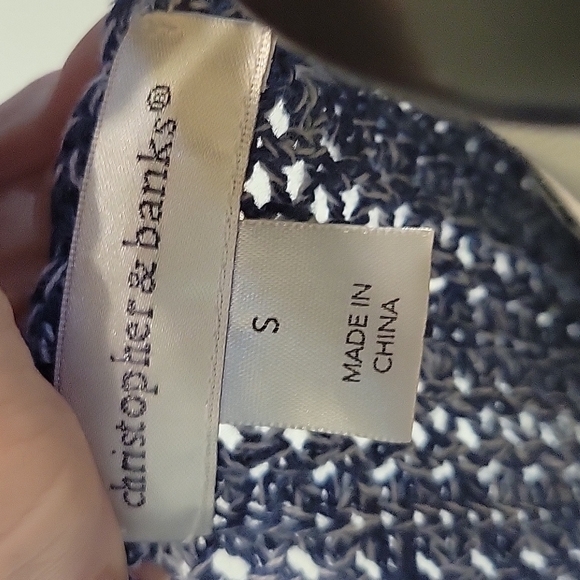 Christopher & Banks blue sweater with lace trim.  Size Small 3/4 lenght sleeves - Picture 6 of 7